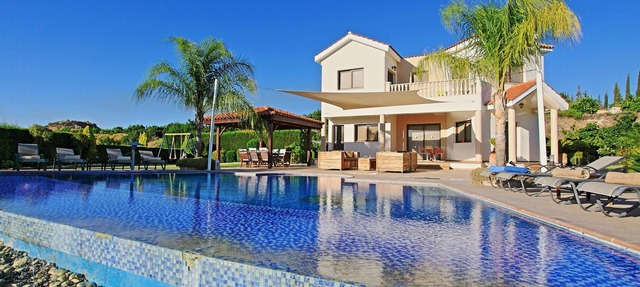 Skouli: A traditional property in Skoulli, near Polis, with heated pool in Polis