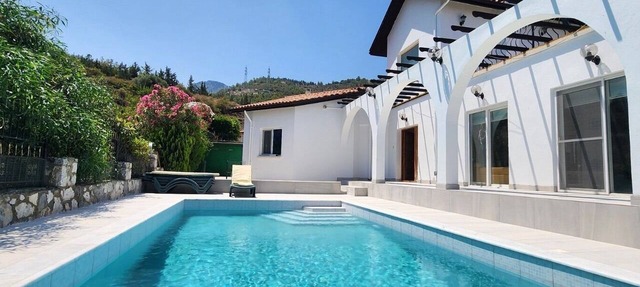 Sleeps6-PrivatePool-SeaViews-PetFriendly in Kyrenia