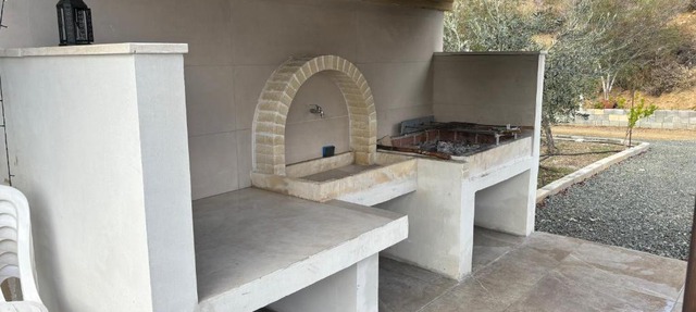 Sofros To Apomero in Ayios Pavlos
