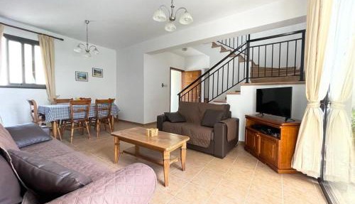 Spacious 3 bedroom villa private pool in Paphos