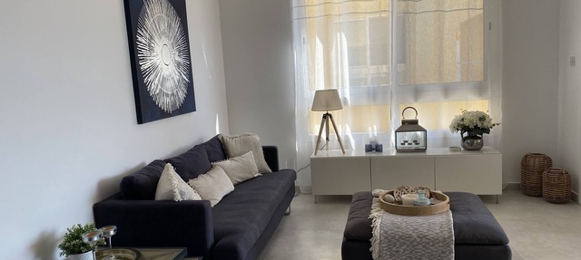 Spacious, modern apartment with ocean views - 10 mins to the beach! in Tala