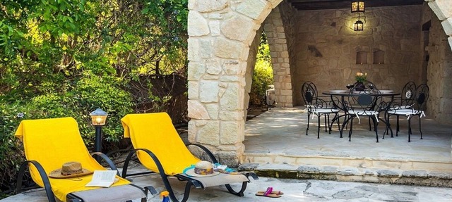 Spacious Stone Built Villa with Private Pool set amongst the Orange Groves in Miliou Village! in Miliou