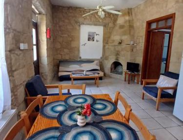 Spanos House in Goudhi