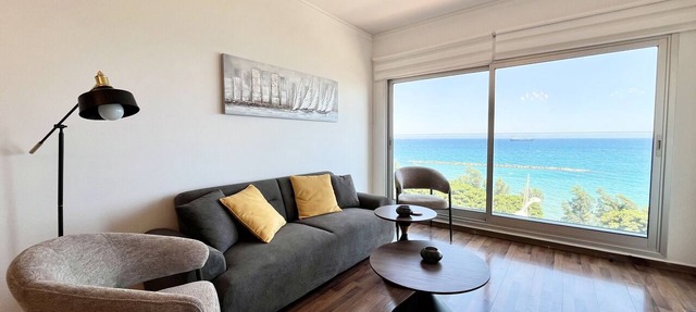 STAY Sea Pearl Apartment in Limassol