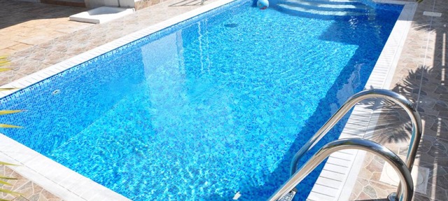 Stunning 3 Bed Villa with Pool, WIFI, mins to the beach & amenities in Protaras