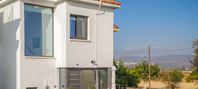 Summer Haven, Polis: Sea & Mountain Views, Roof Terrace in Polis Chrysochous