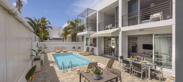 SunnyVillas: 3BR Luxury Villa ☆ Private Pool in Paralimni