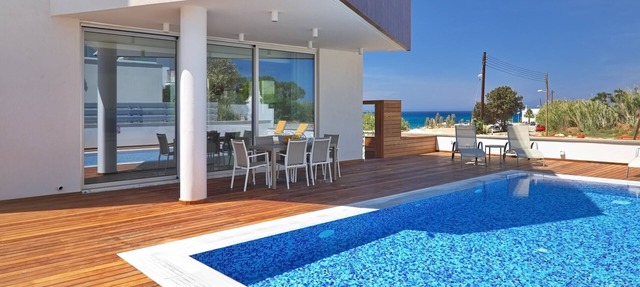 Sunrise Seaview Villas in Paralimni