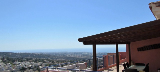 Tala Hilltop Penthouse - 360 Seaview in Paphos