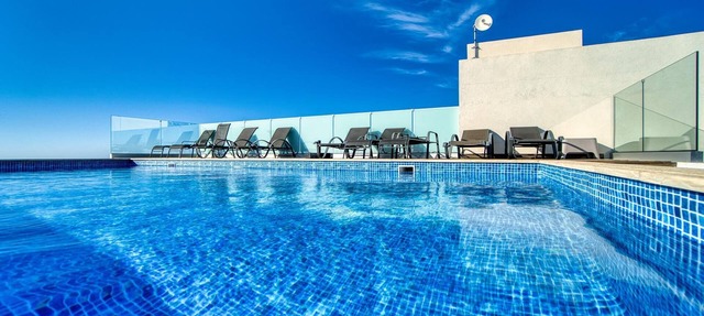 Tala Sea View 204 - Two Bedroom Apartment, Sleeps 4 in Tala