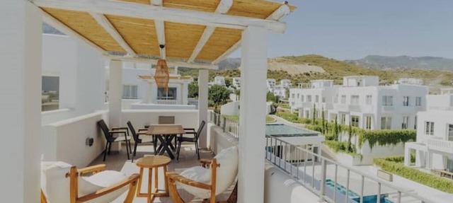 Terra L -3 : 2+1 Penthouse -Alsancak, Girne, Kuzey Kıbrıs in Alsancak