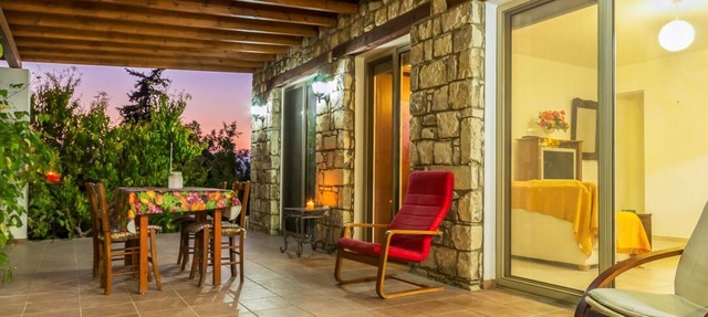"The Lodge" Rustic Village Retreat Amargeti Paphos in Amargeti