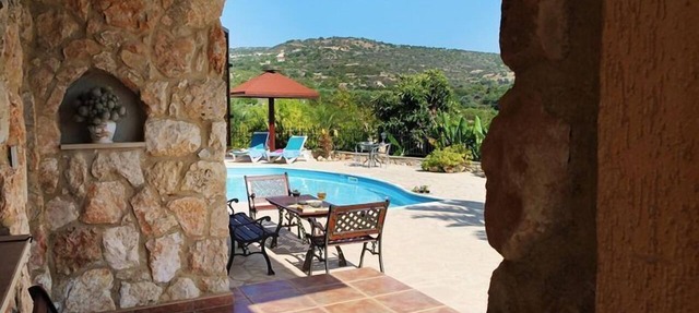 'The Retreat' - Secluded Stone Built Villa - Sleeps 8 in Baf