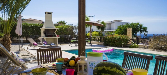 'The Winning Post' - 3 Bed, 2 Bath, Single Storey Villa with Private Pool in Sea Caves in Peyia