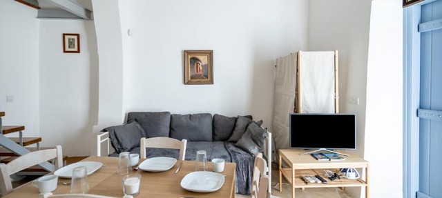 To Hani - Kamara Studio in Nicosia