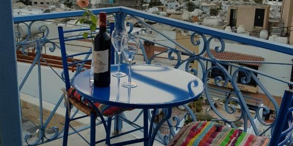 Town Apartment with panoramic seaview in Paphos