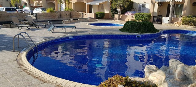 Two Bedroom Ground Floor Apartment with Shared Pool (Universal/Paphos) in Paphos