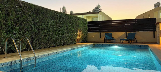 Two Bedroom Semi-detached House With Private Pool, A/c, Wifi in Kato Paphos in Paphos