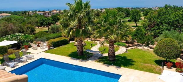 Villa 148 Lofou - Four Bedroom Villa, Sleeps 8 in Kouklia
