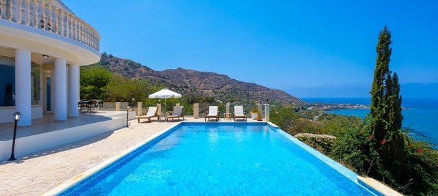 Villa Aquavitus - Three Bedroom Villa, Sleeps 6 in Pachyammos