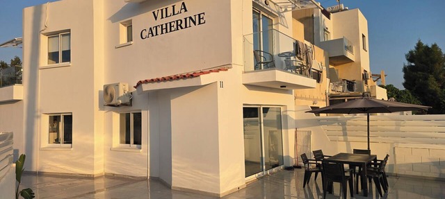 Villa Catherine, Paphos 150 metres from Venus Beach – come and visit us. in PAFOS