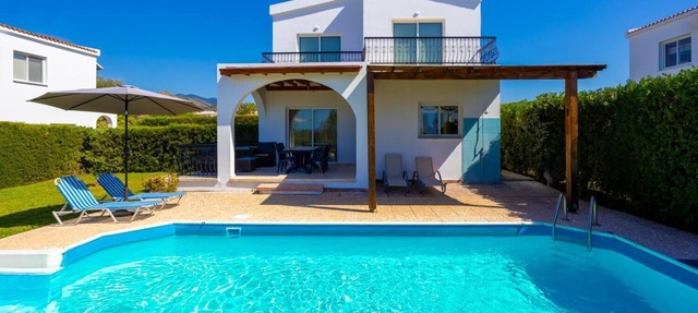 Villa Christos - Two Bedroom Villa, Sleeps 4 in Argaka