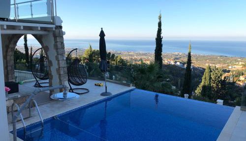 Villa Daria Kamares Tala Luxury Sea View in Paphos