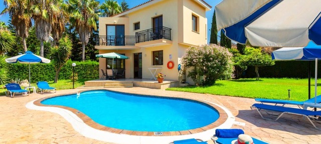Villa Halima Fostira in Poli Crysochous