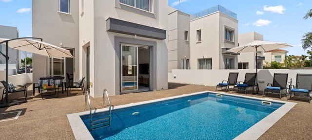 Villa Harmony by Ezoria Villas in Protaras