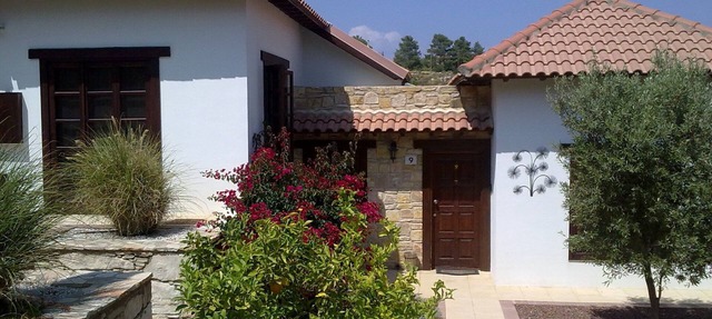 Villa in Souni, Limassol, Cyprus - Commanding Valley and Sea Views in Limassol