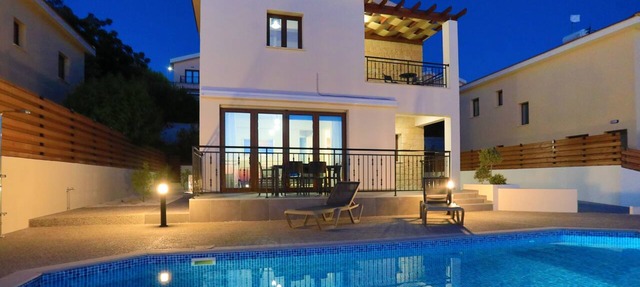 Villa Kition: Cyprus Holiday Rental property, Pool, Views, WiFi, A/C in Meladeia