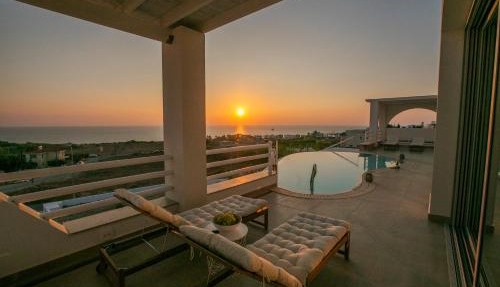 Villa Kyklamino - Unique Villa with stunning Seaview in Khlorakas