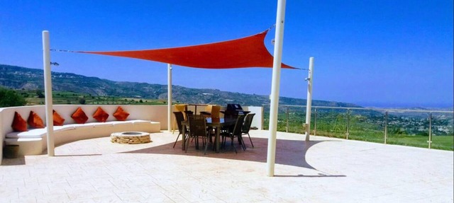 VILLA MISTRAL, 5 Bed, Private Pool, Peaceful & Tranquil in Stroumbi