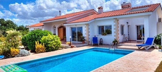 Villa Morfo your perfect gate-away in Latchi