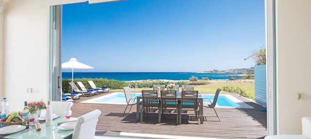 Villa Saffi,Luxury 4BDR Sea-front Protaras Villa with Pool and Amazing views in Protaras