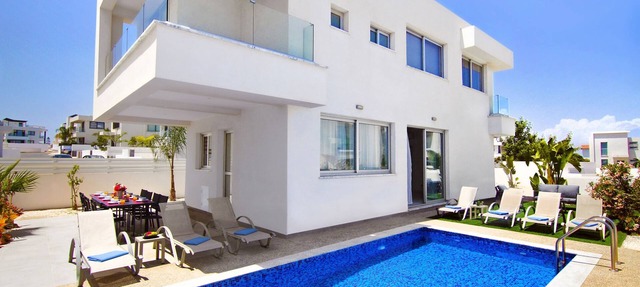 Villa Selena - 3Bed Private Pool in Protaras