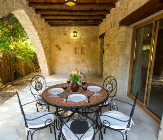 Villa Violaris in Paphos City