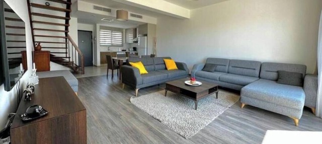 Villa West Park, 2 Floor Villa, Close to Sandy Beach & Merit Casino in Lapta