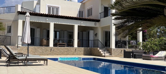 Villa With Private Pool And Stunning Sea Views And Large Landscaped Gardens in Peyia