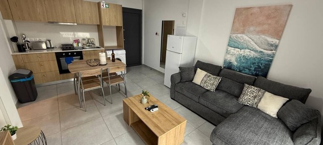 Wake up by the Sea Apt 2 just 50m from the beach in Pernera in Paralimni