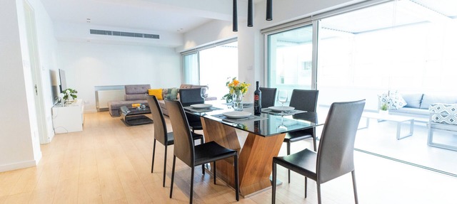 WealthyStays: Deluxe Downtown in Nicosia