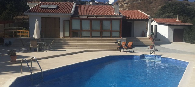 Well Appointed Villa With All The Usual Facilities Expected For A Summer Holiday in Pissouri