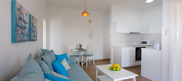 White Arches Sea View Apt No.1 in Agios Tychonas