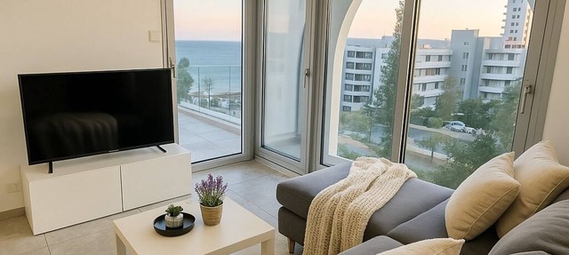 White Sea View Limassol - Your apartment near the Limassol's beach in Agios Tychon