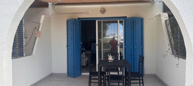 WINTER SUN BY THE MED1nFully remodeled townhouse 5 minutes' walk from sea front in Paphos