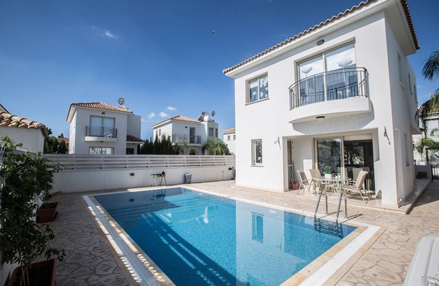 130 m² Villa ∙ 3 bedrooms ∙ 6 guests in Pernera