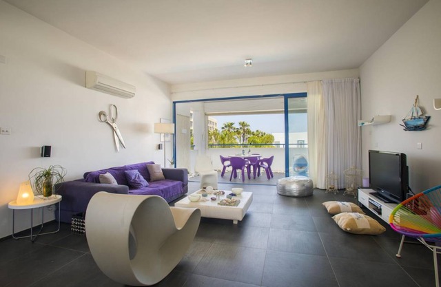 90 m² Apartment ∙ 2 bedrooms ∙ 5 guests in Protaras
