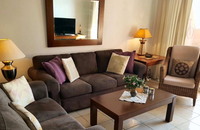 Beautiful 2 bed / 2 bath apartment in Limnaira Gardens in Paphos