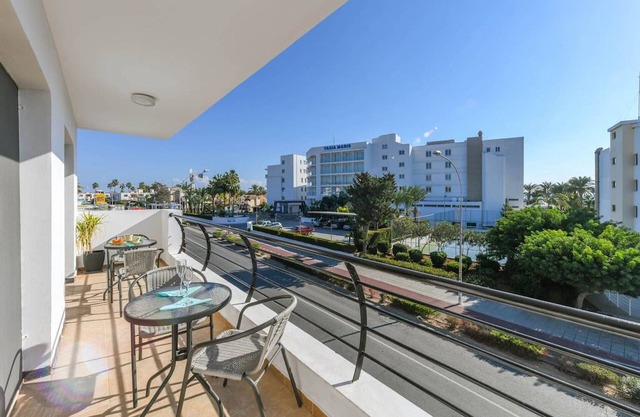 Nissi Beach Apartment 2 - Two bedroom apartment close to Nissi Beach in Ayia Napa