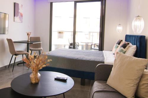 Phaedrus Living: Seaside Luxury Flat Athina 118 in Paphos
